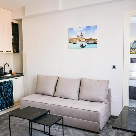 Apartment Templum - Slavija Square *