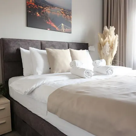 Templum - Slavija Square Apartment Belgrad