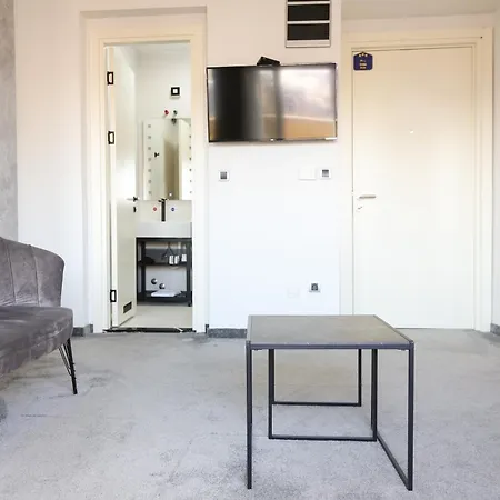 Templum - Slavija Square Apartment *